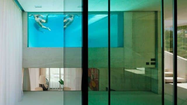 Decoración exterior: piscinas transparentes