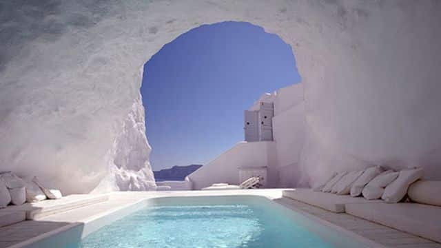 piscina cubierta - decoracion cueva