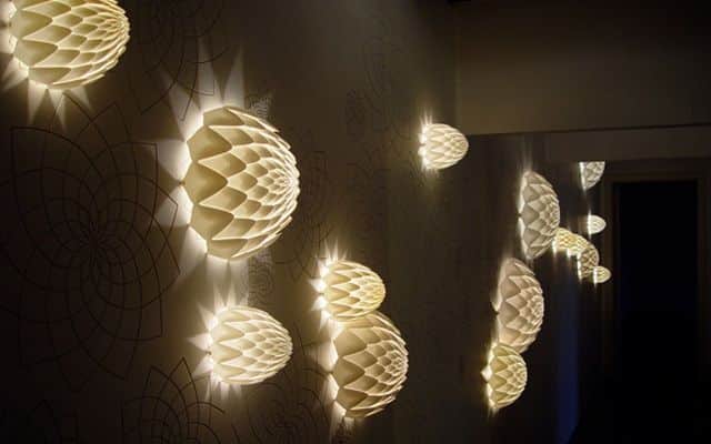 Iluminación de casas con apliques decorativos para las paredes
