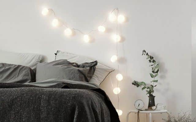 Decoración de dormitorios con cabeceros originales. 30 ideas para decorar cabeceros de cama creativos.