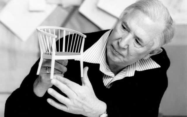 Hans J. Wegner, diseñador de muebles danés